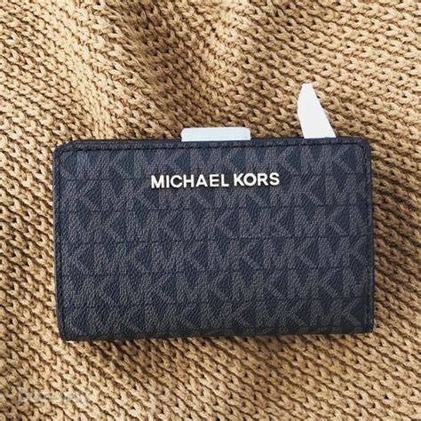 michael kors penazenky|Michael Kors official website.